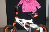 Biggest Douche Ever: Thief Steals Preschooler's Bike, Jacket, Shoe